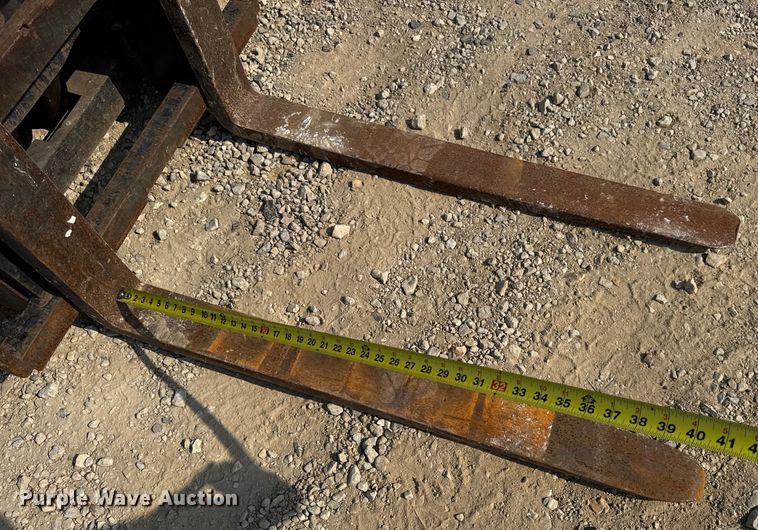 image for item DW6630 Toyota 42-6FGCU25 forklift