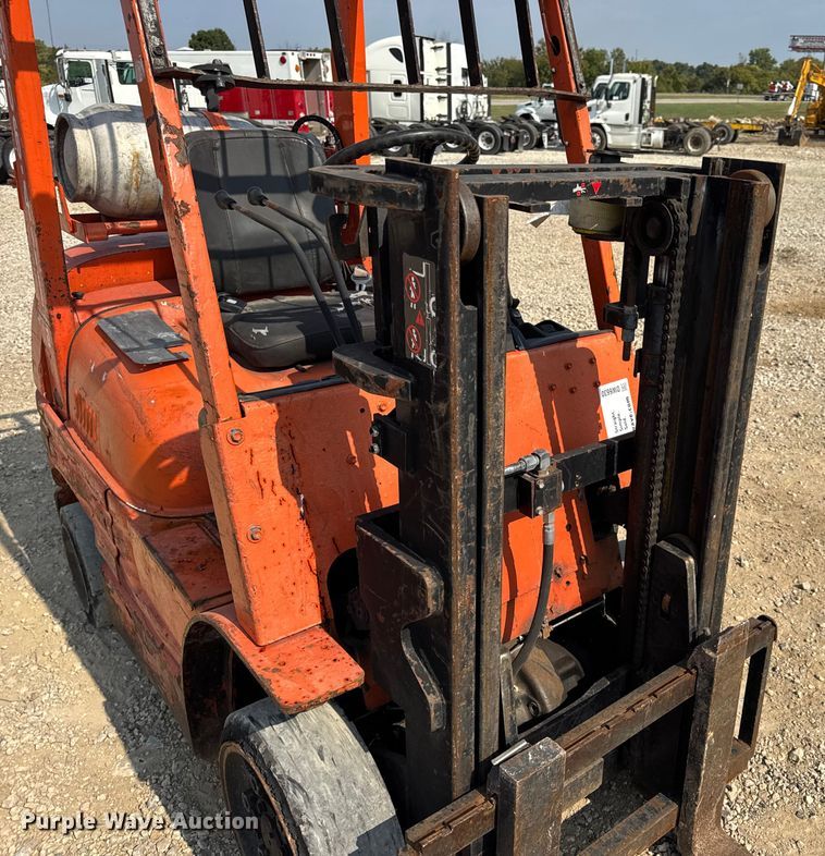 image for item DW6630 Toyota 42-6FGCU25 forklift