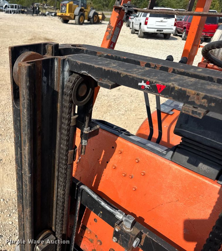 image for item DW6630 Toyota 42-6FGCU25 forklift