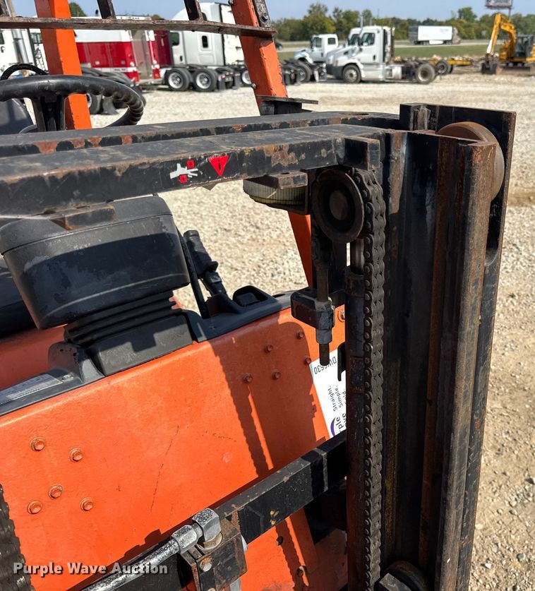 image for item DW6630 Toyota 42-6FGCU25 forklift