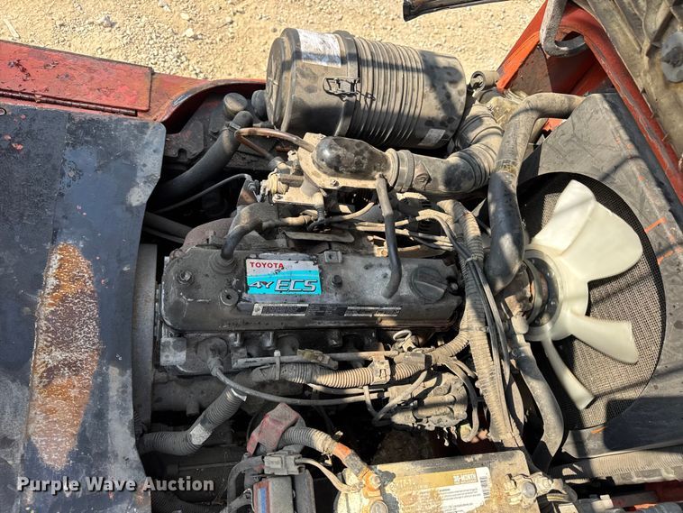 image for item DW6630 Toyota 42-6FGCU25 forklift