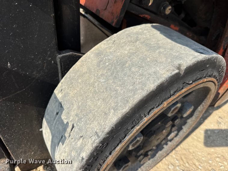 image for item DW6630 Toyota 42-6FGCU25 forklift