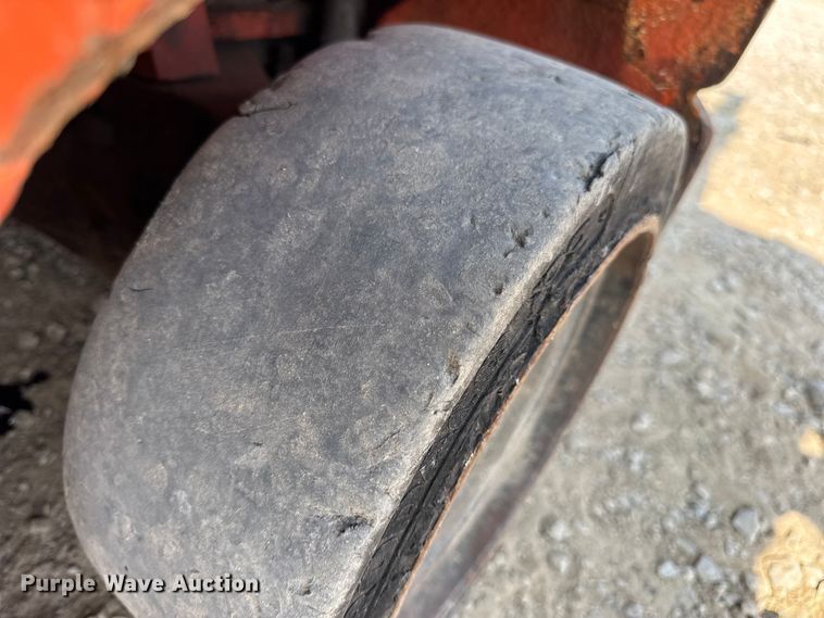 image for item DW6630 Toyota 42-6FGCU25 forklift