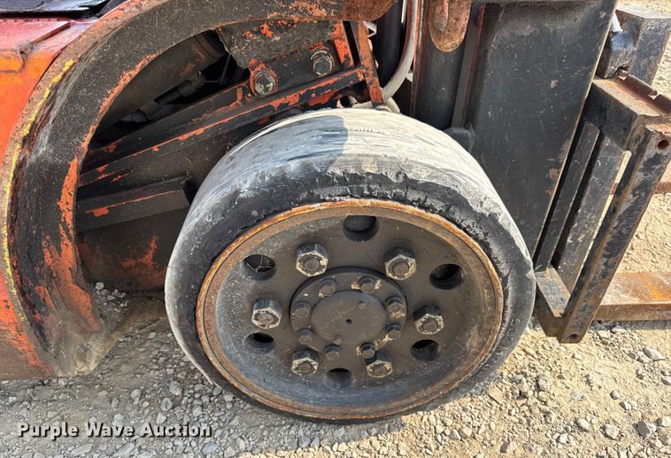 image for item DW6630 Toyota 42-6FGCU25 forklift