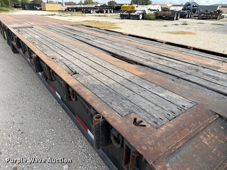 image for item DX5699 2013 Pratt Industries MD605A lowboy equipment trailer