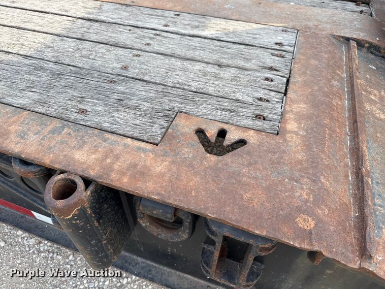 image for item DX5699 2013 Pratt Industries MD605A lowboy equipment trailer