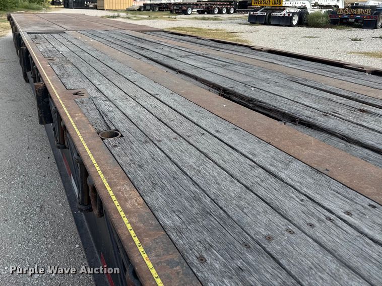 image for item DX5699 2013 Pratt Industries MD605A lowboy equipment trailer