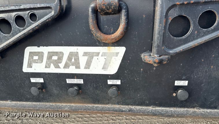 image for item DX5699 2013 Pratt Industries MD605A lowboy equipment trailer
