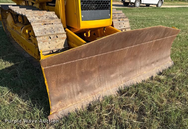 image for item DX5781 1985 John Deere 450D dozer