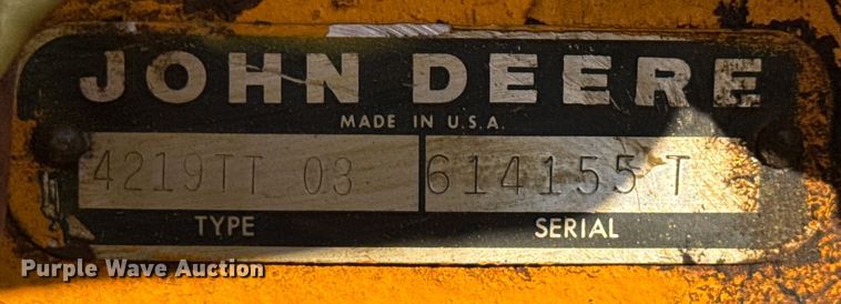 image for item DX5781 1985 John Deere 450D dozer