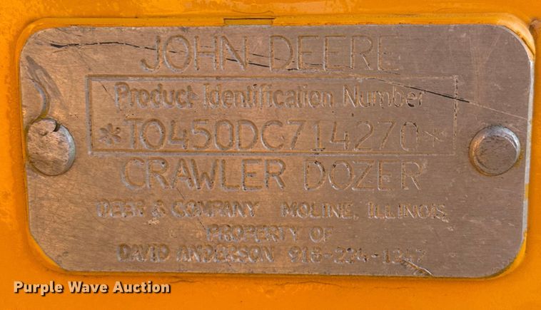 image for item DX5781 1985 John Deere 450D dozer