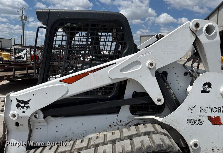 image for item DX5784 2019 Bobcat T650 tracked skid steer loader
