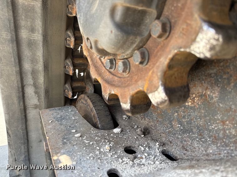 image for item DX5784 2019 Bobcat T650 tracked skid steer loader