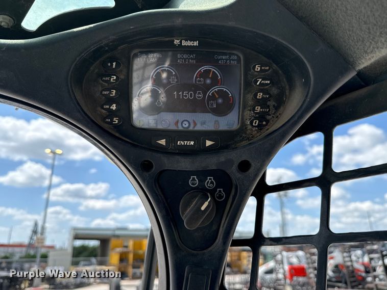 image for item DX5784 2019 Bobcat T650 tracked skid steer loader