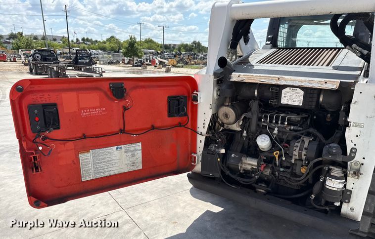 image for item DX5784 2019 Bobcat T650 tracked skid steer loader