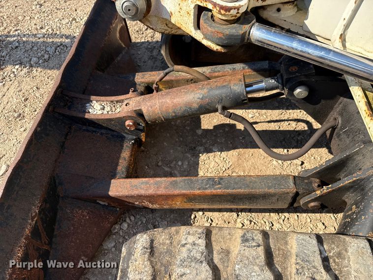 image for item DX5796 2007 Terex HR 16 mini excavator