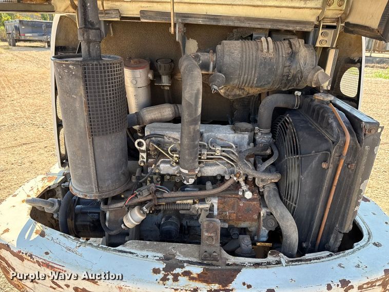 image for item DX5796 2007 Terex HR 16 mini excavator