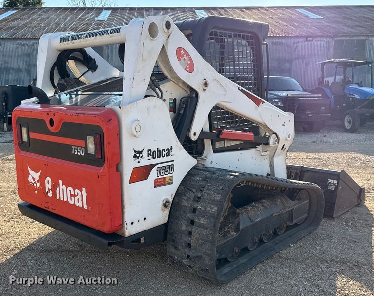 MINI CARGADOR SOBRE ORUGAS 2019 BOBCAT T650