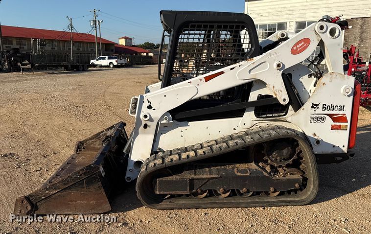 image for item DX5797 2019 Bobcat T650 tracked skid steer loader