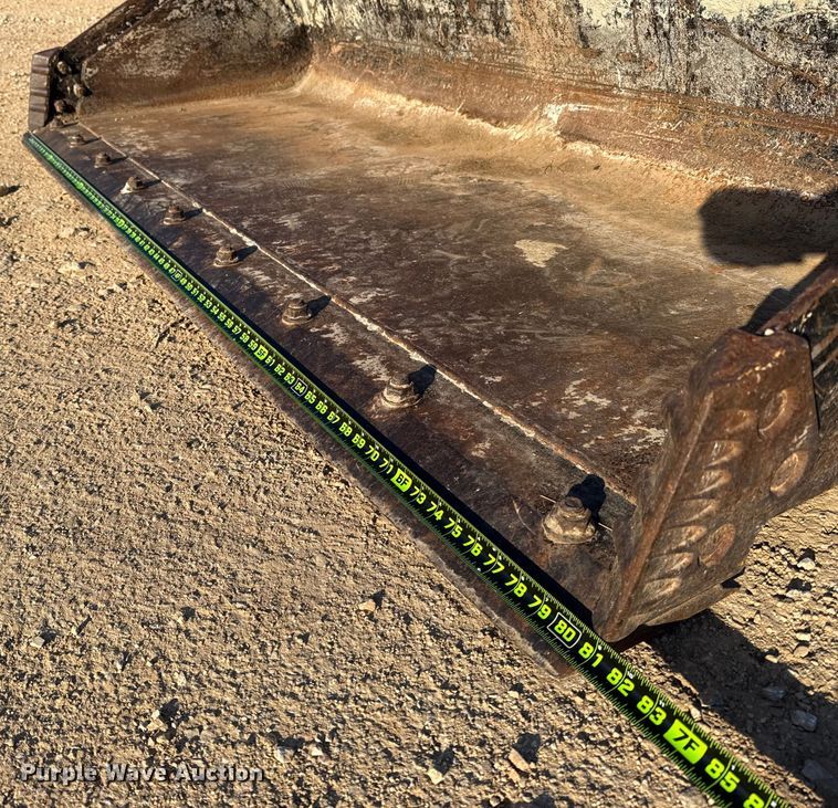 image for item DX5797 2019 Bobcat T650 tracked skid steer loader