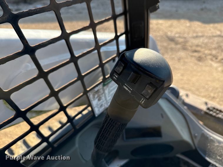 image for item DX5797 2019 Bobcat T650 tracked skid steer loader