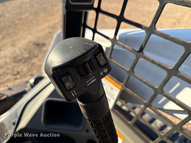 image for item DX5797 2019 Bobcat T650 tracked skid steer loader