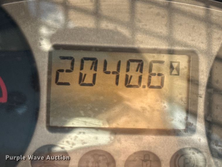 image for item DX5797 2019 Bobcat T650 tracked skid steer loader