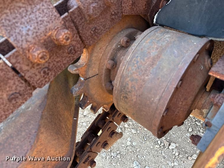 image for item DX5799 1992 Case 660 trencher