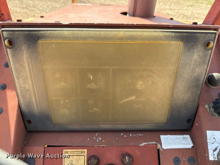 image for item DX5799 1992 Case 660 trencher