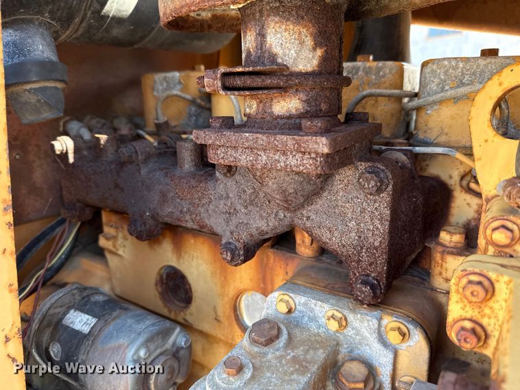 image for item DX5799 1992 Case 660 trencher