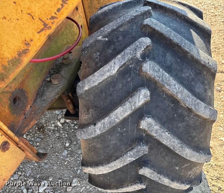 image for item DX5799 1992 Case 660 trencher