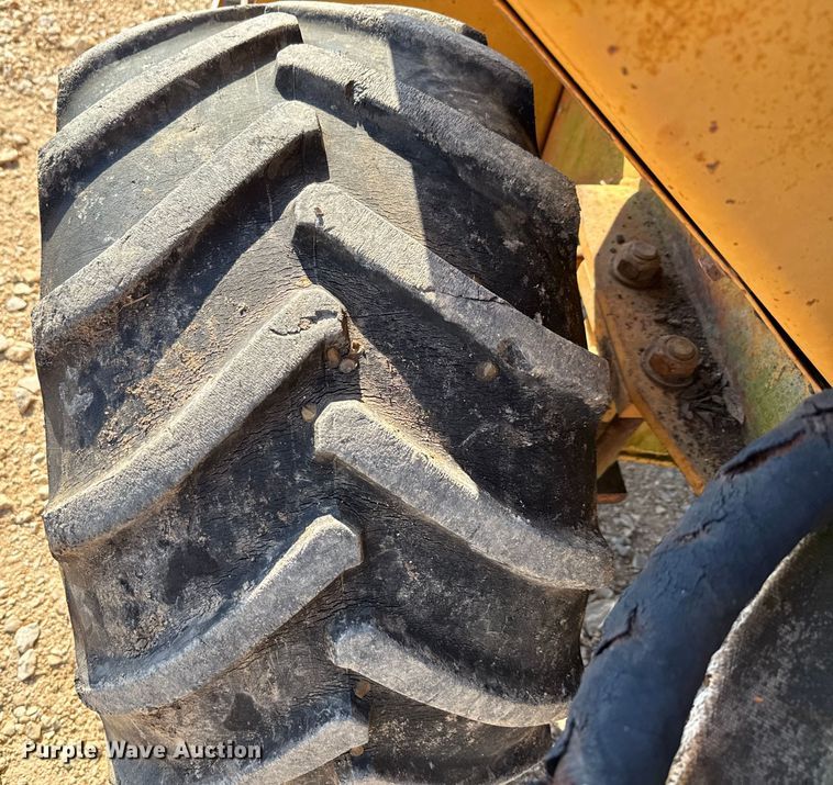 image for item DX5799 1992 Case 660 trencher