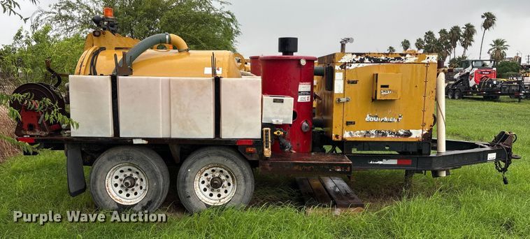 image for item DX5812 2014 Vac-Tron LP533DT vacuum excavator