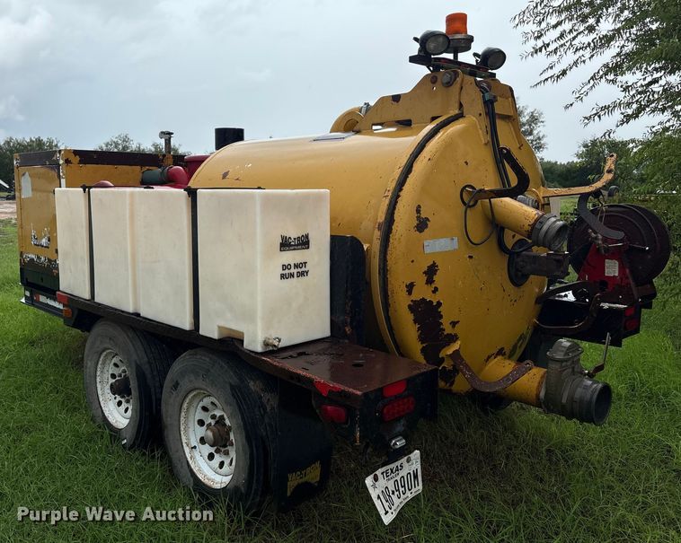 image for item DX5812 2014 Vac-Tron LP533DT vacuum excavator