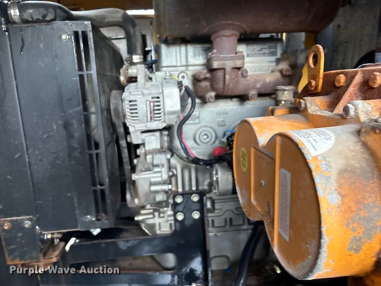 image for item DX5812 2014 Vac-Tron LP533DT vacuum excavator