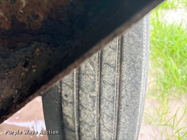 image for item DX5812 2014 Vac-Tron LP533DT vacuum excavator