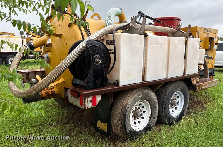 image for item DX5813 2011 Vac-Tron LP555 DT-L vacuum excavator