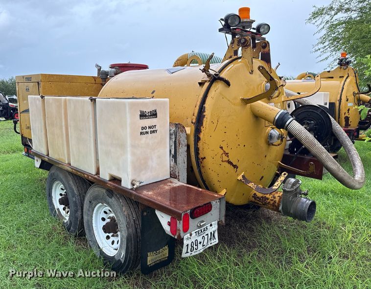 image for item DX5813 2011 Vac-Tron LP555 DT-L vacuum excavator