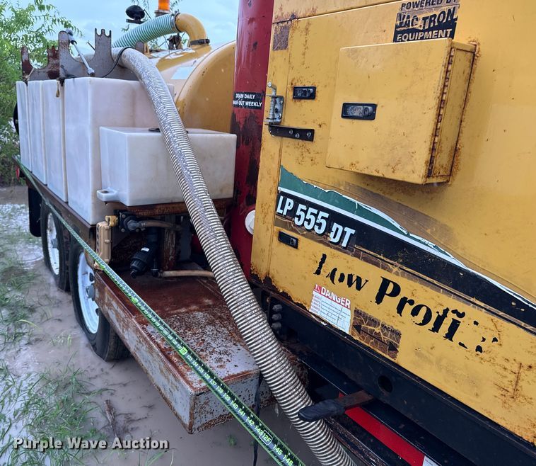 image for item DX5813 2011 Vac-Tron LP555 DT-L vacuum excavator