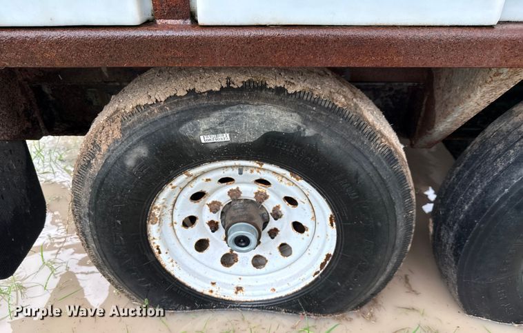 image for item DX5813 2011 Vac-Tron LP555 DT-L vacuum excavator