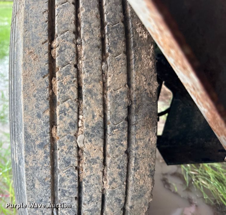 image for item DX5813 2011 Vac-Tron LP555 DT-L vacuum excavator