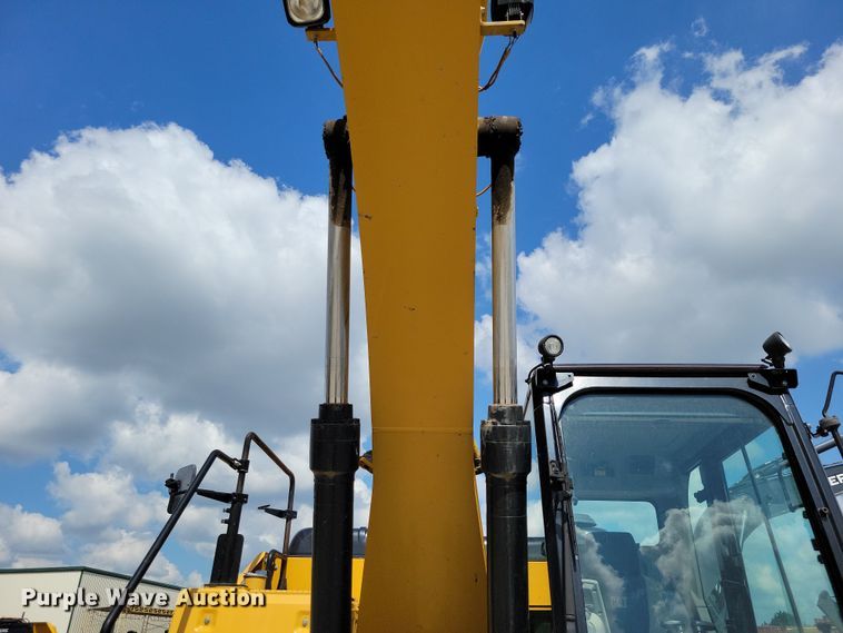 image for item DX7459 2015 Caterpillar 323FL excavator