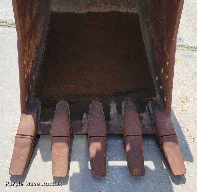 image for item DX7459 2015 Caterpillar 323FL excavator