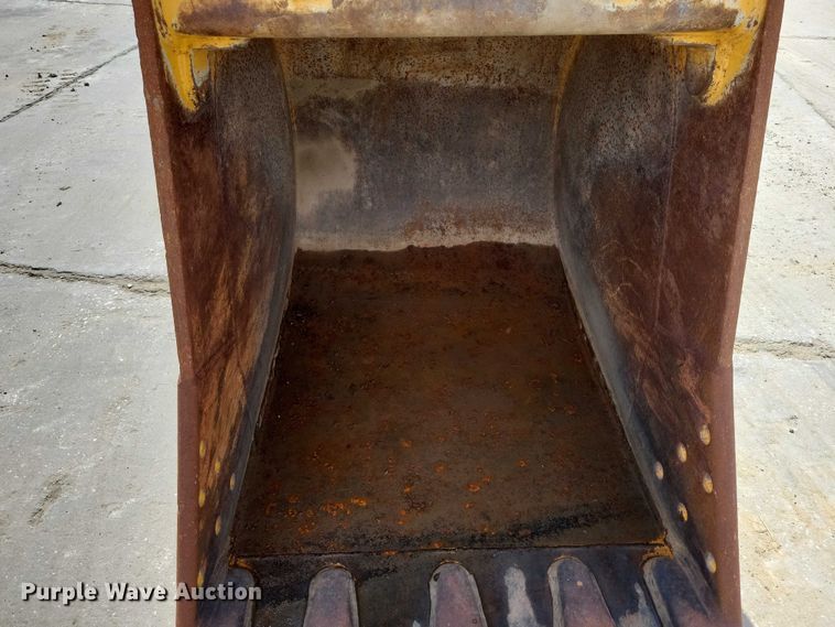 image for item DX7459 2015 Caterpillar 323FL excavator