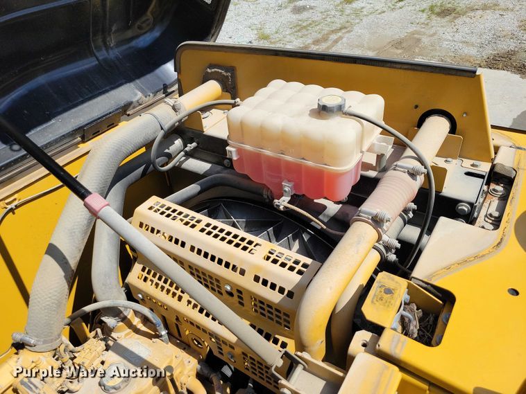 image for item DX7459 2015 Caterpillar 323FL excavator