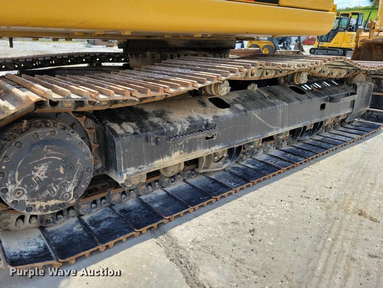 image for item DX7459 2015 Caterpillar 323FL excavator