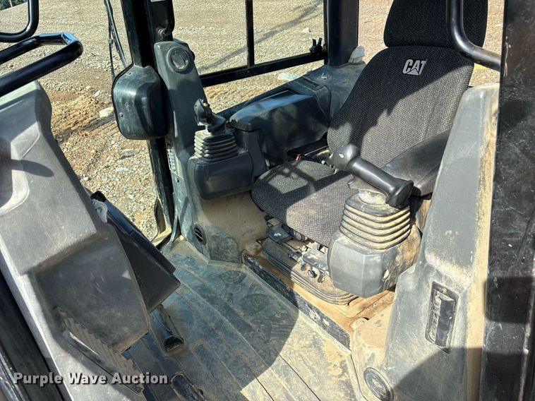 image for item DY0670 2016 Caterpillar D5K2 LGP dozer