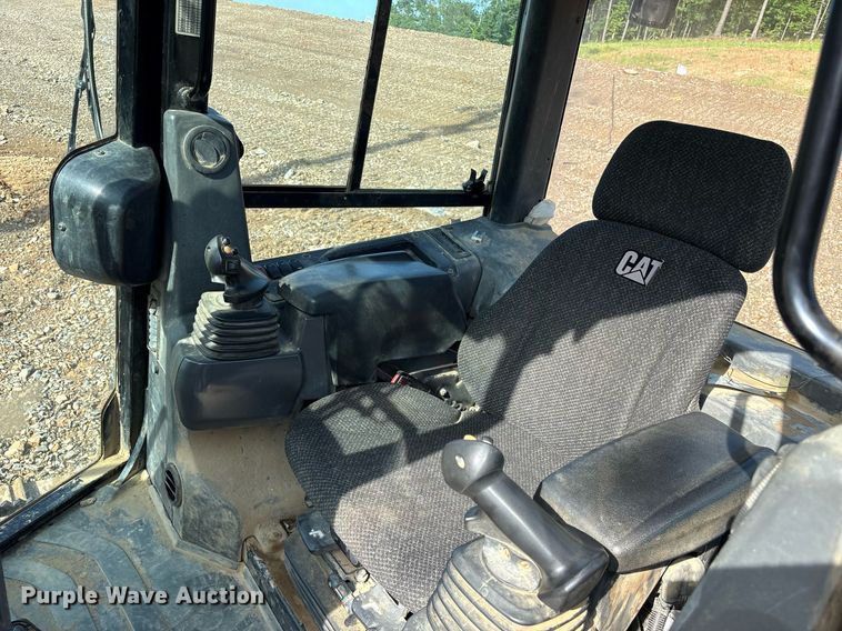 image for item DY0670 2016 Caterpillar D5K2 LGP dozer