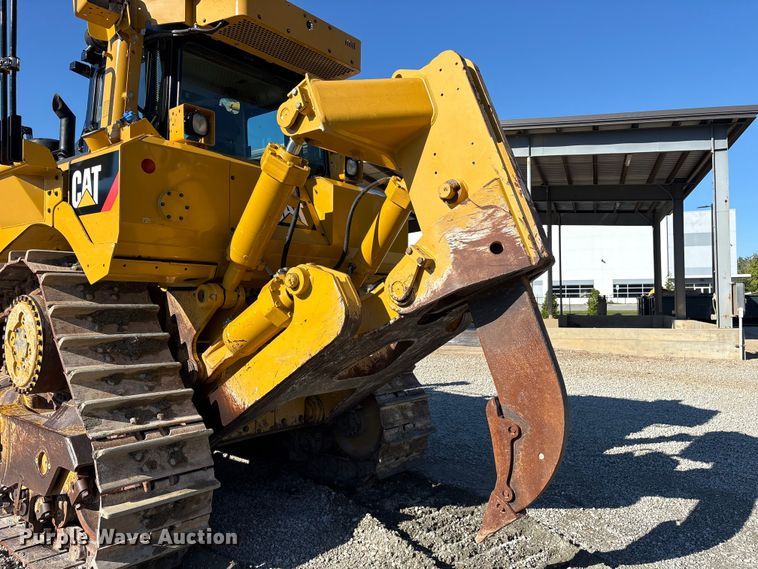 image for item DY0956 2020 Caterpillar D8T dozer