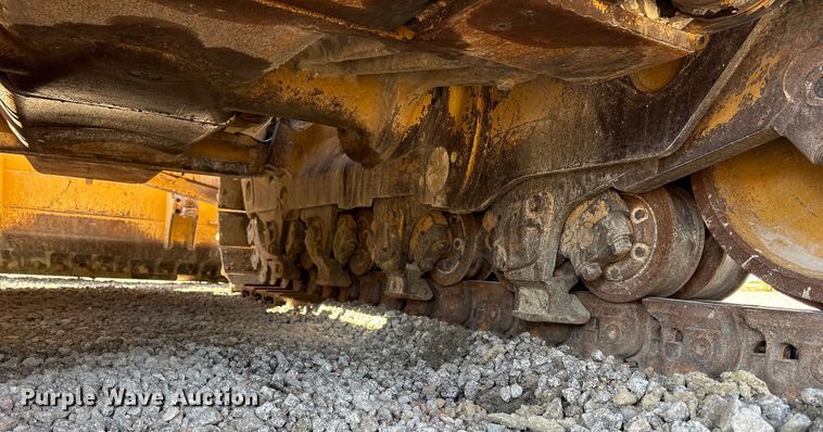 image for item DY0956 2020 Caterpillar D8T dozer